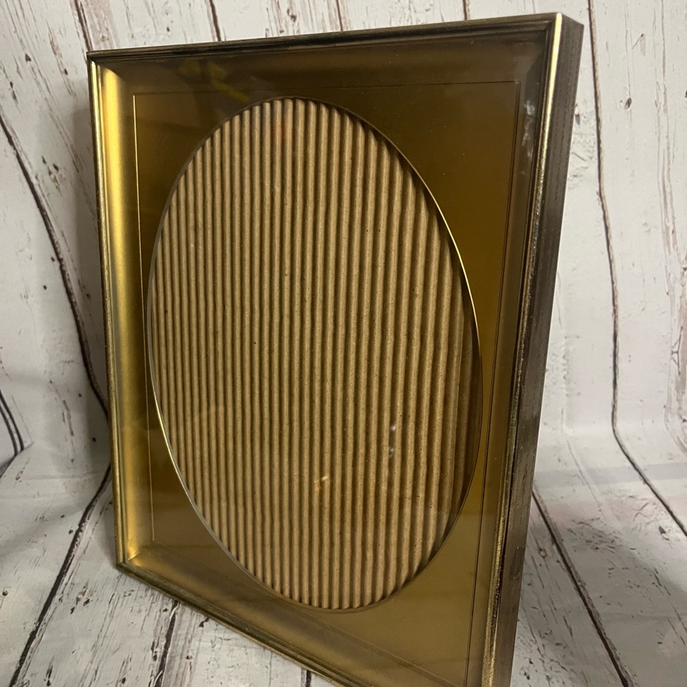 Vintage Gold Metal Vintage Picture Frame with Oval Cutout Mid Century